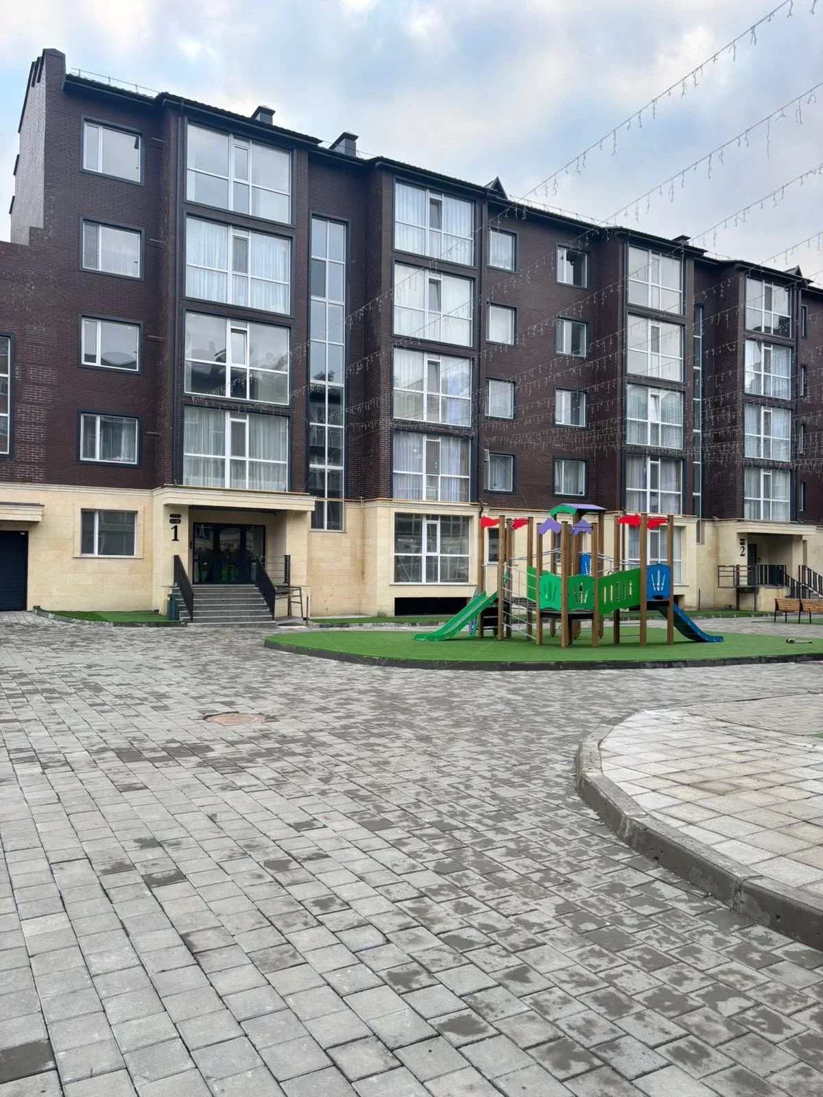Продается 1-комнатная квартира в Береке  64